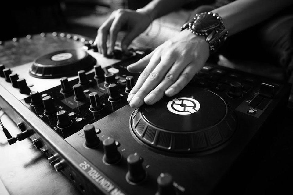 Sporten Met Een DJ Vanaf Oktober